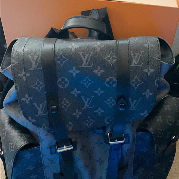 Meet your Posher, Jason - Picture 9 of 17